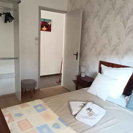 Mes Racines Holiday home Saint-Paul-de-Jarrat